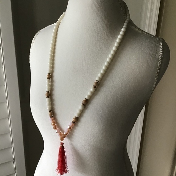 Tassel Necklace Coral Ivory Pink Faceted Beads Long Boho Adjustable Goldtone - Picture 8 of 12